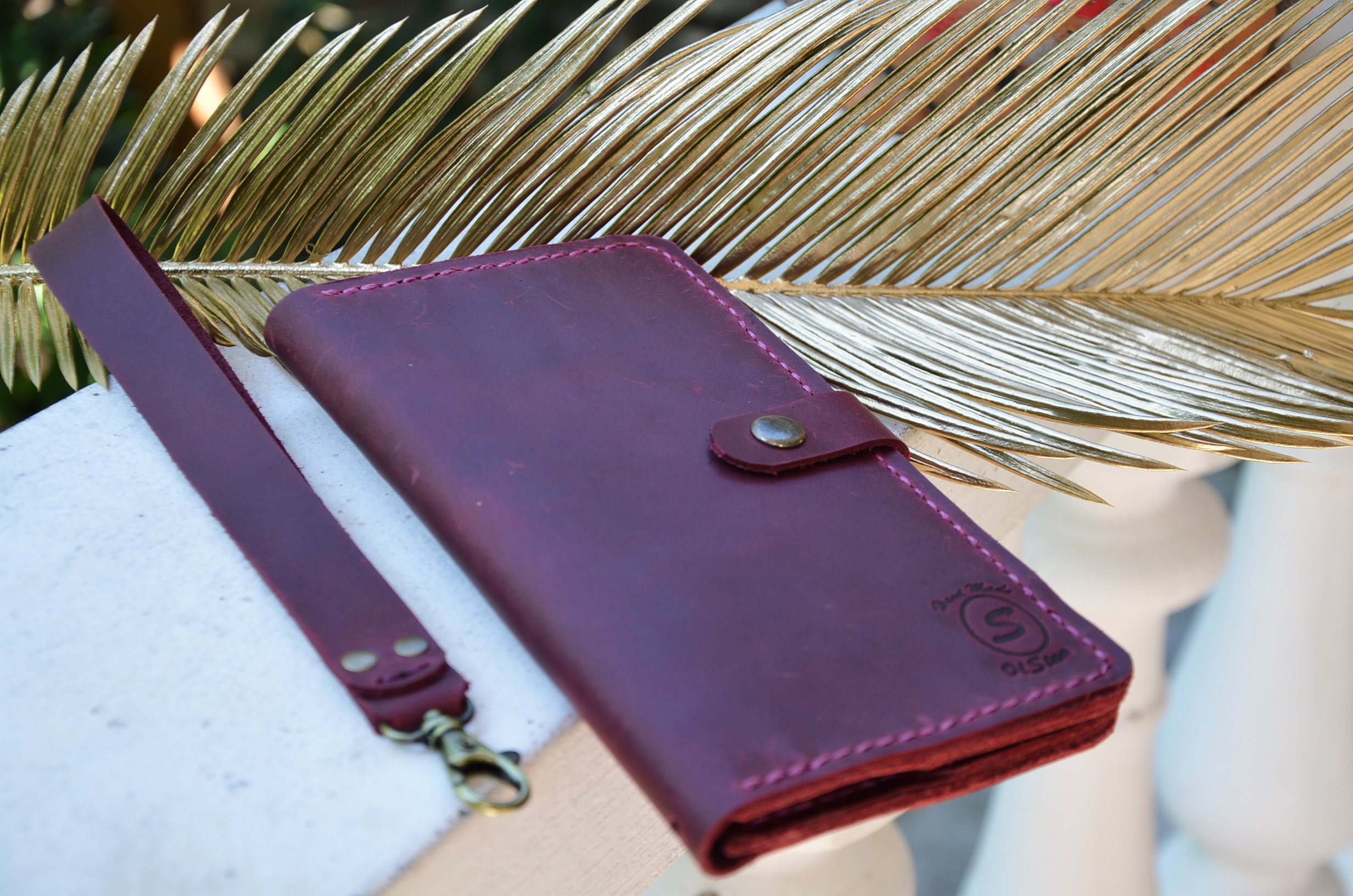 

Кошелек из натуральной кожи OlStan TravelWalet 1.0 Marsala марсаловый