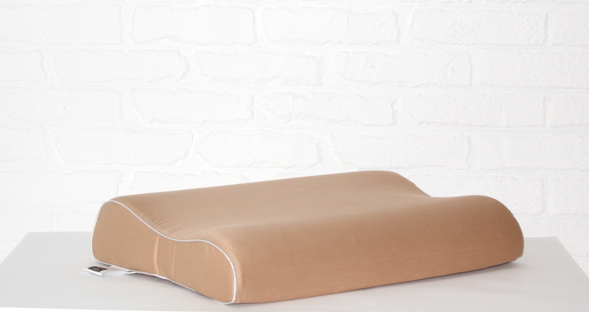 

Подушка ортопедическая MirSon №7096 Elite Delicate Satin Estella 58х40х10,5 см италия, пена memory foam