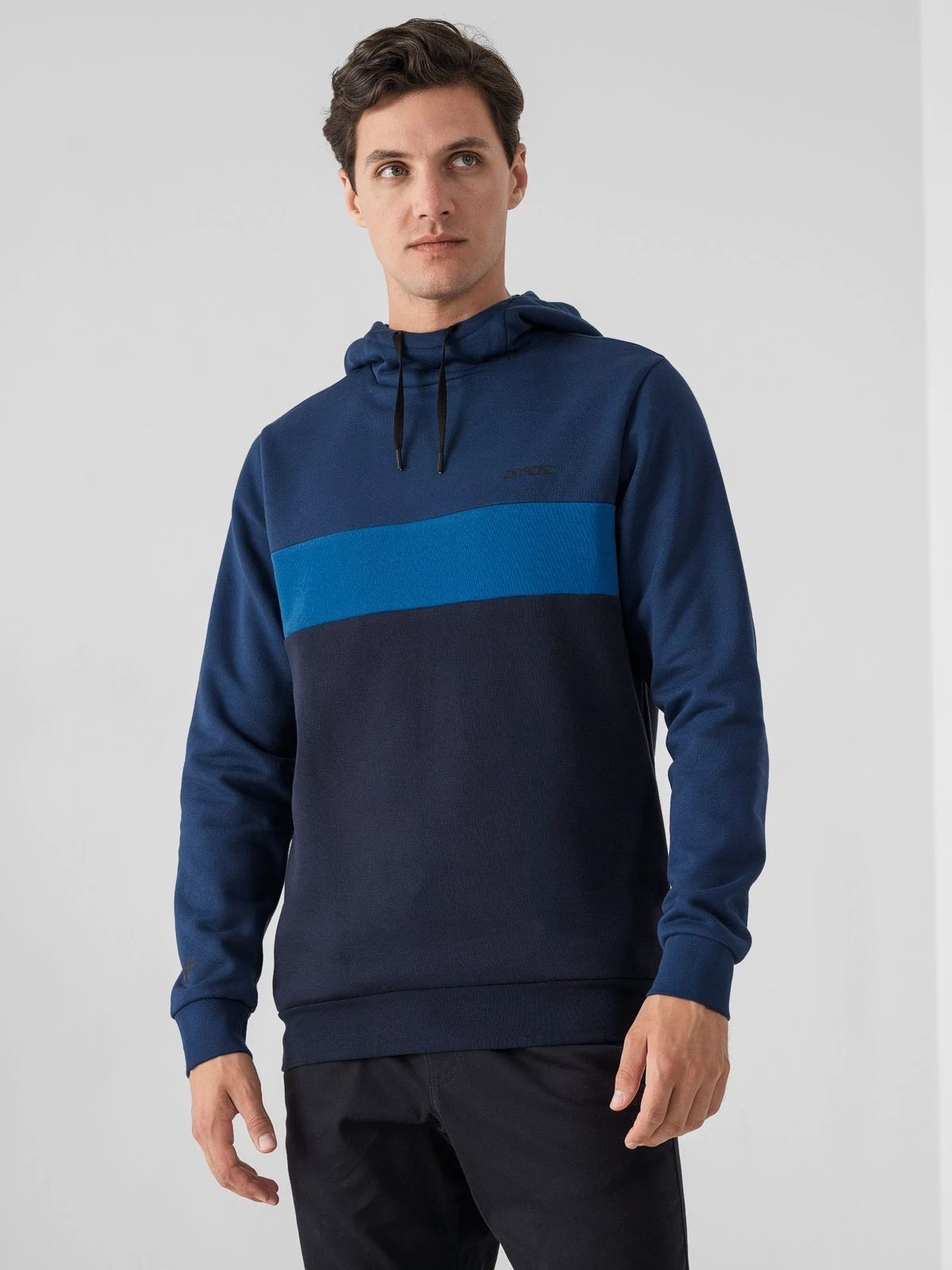 

Худи 4F H4Z21-BLM016-32S  Denim, Худи 4F H4Z21-BLM016-32S M Denim
