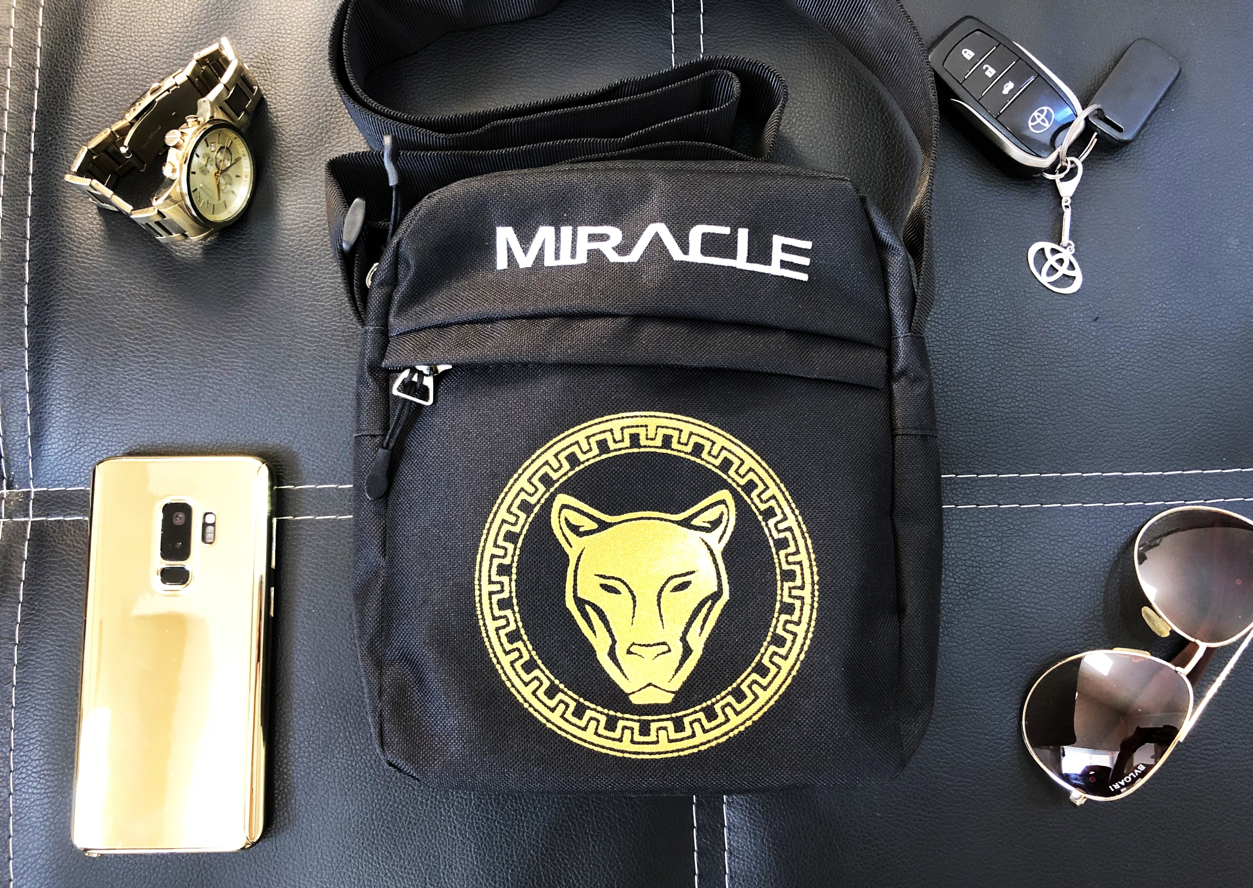 

Мессенджер Miracle Gold early черный (M05) limited edition