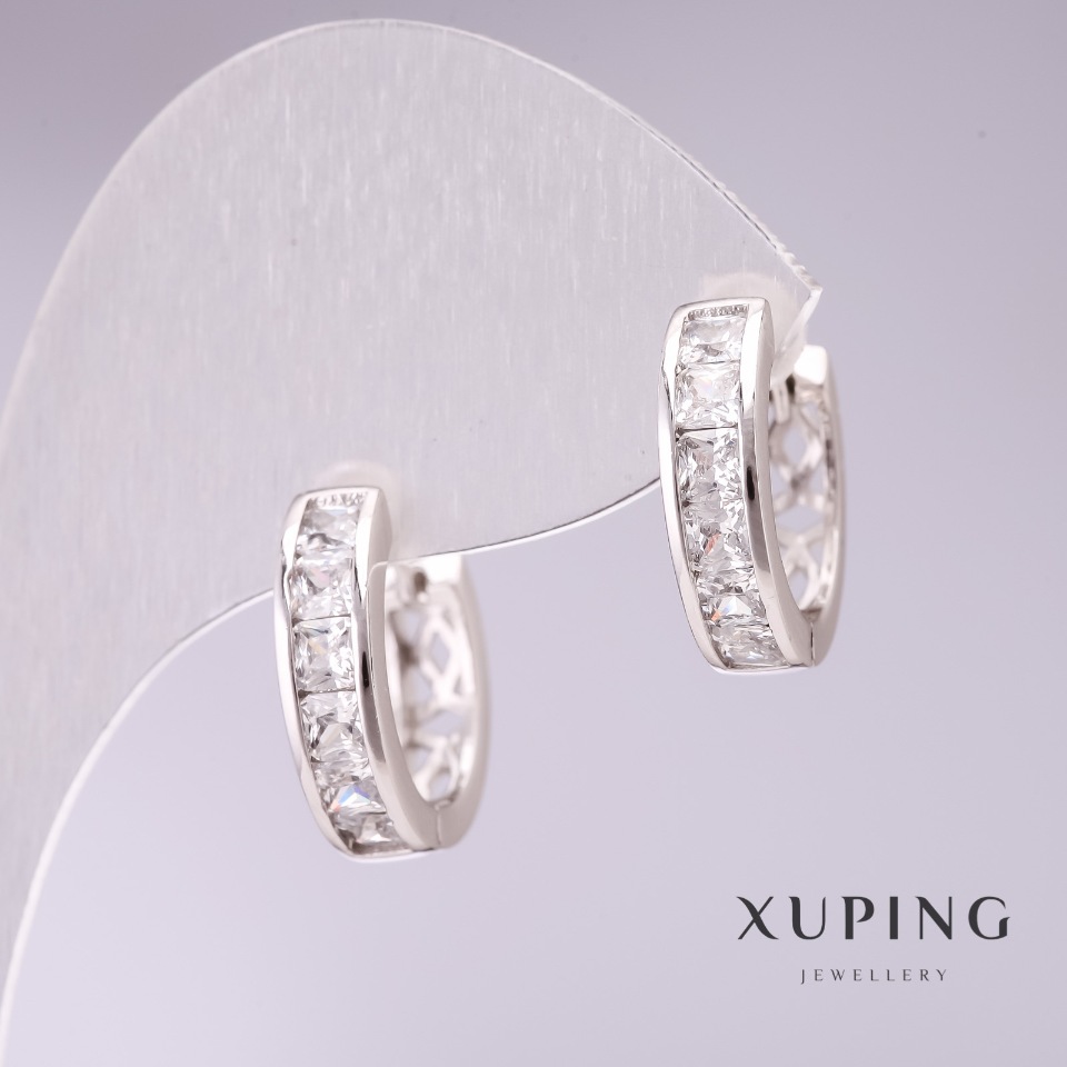 

Серьги Xuping с белыми камнями 16х4мм родий, ida32237