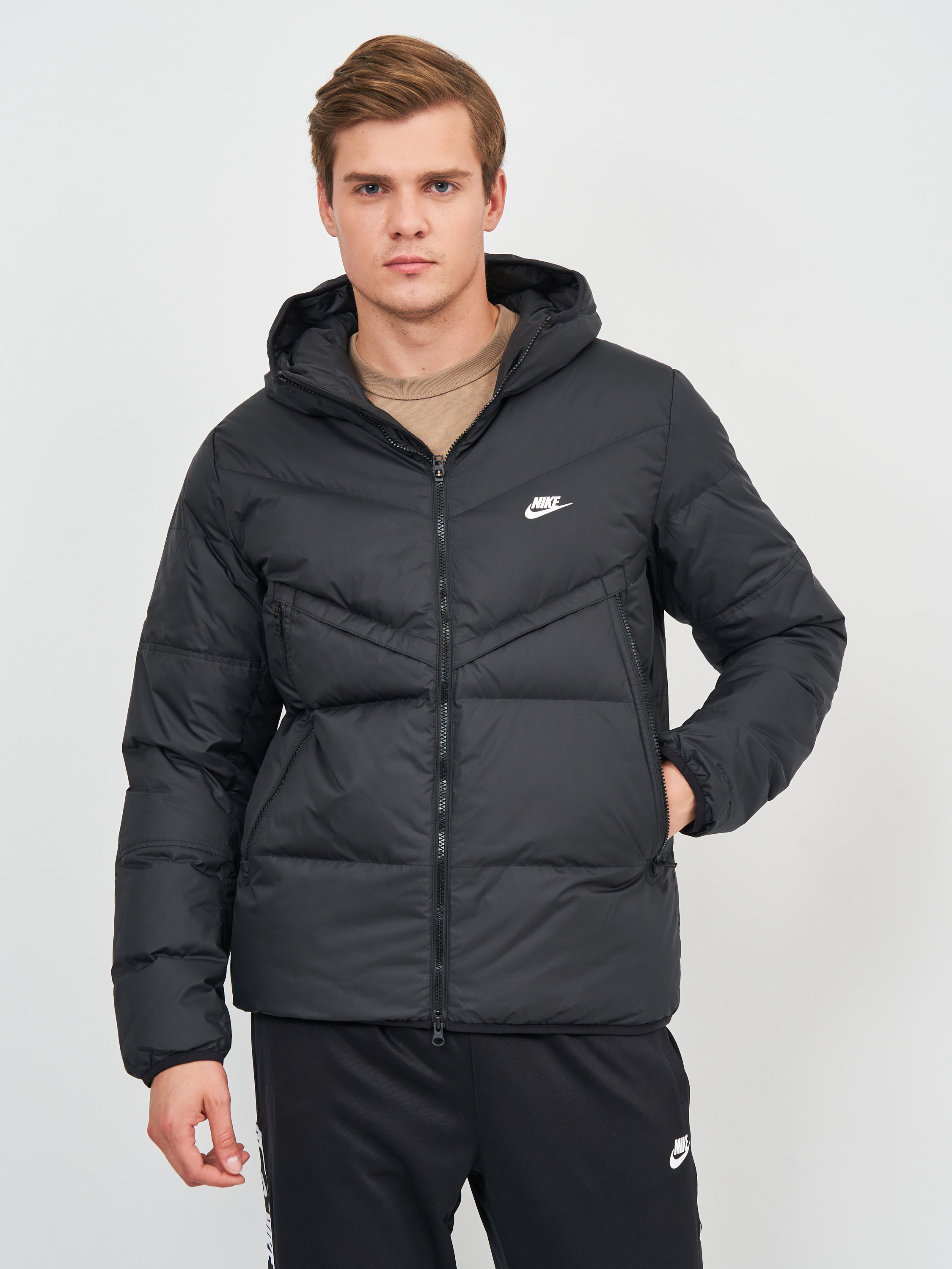 

Пуховик Nike M Nsw Sf Windrunner Hd Jkt DD6795-010 2XL