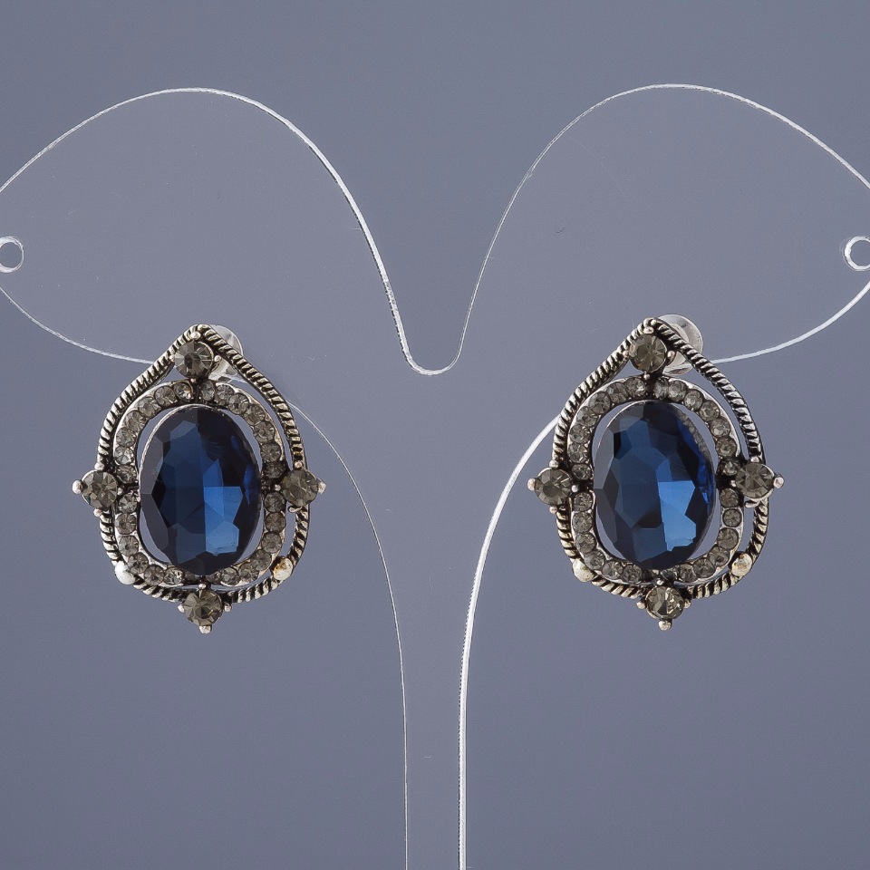 

Серьги овал ажурные синий кристалл, длина 2,6см, ida15079
