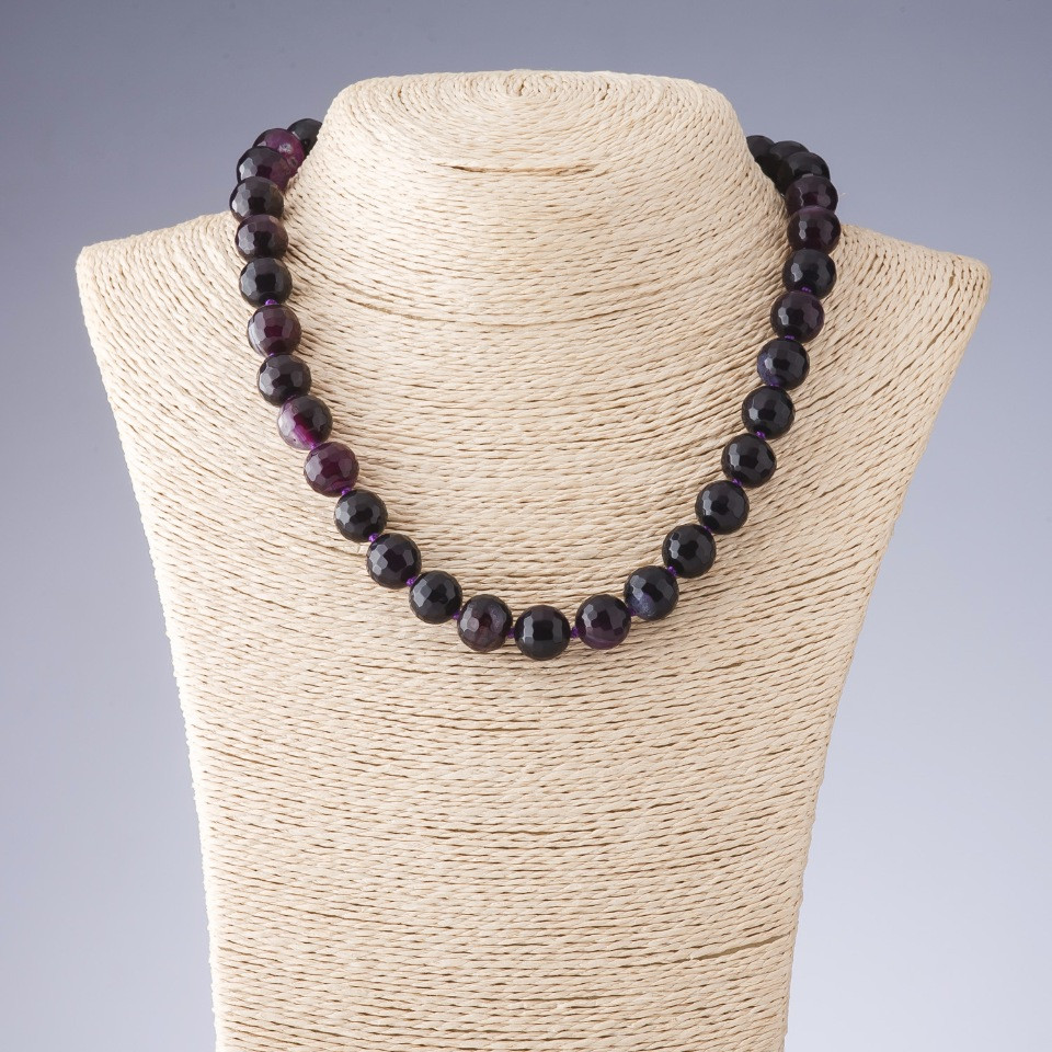 

Бусы Агат фиолетовые тона граненный шарик, диаметр 12мм, длина 45см, ida12088