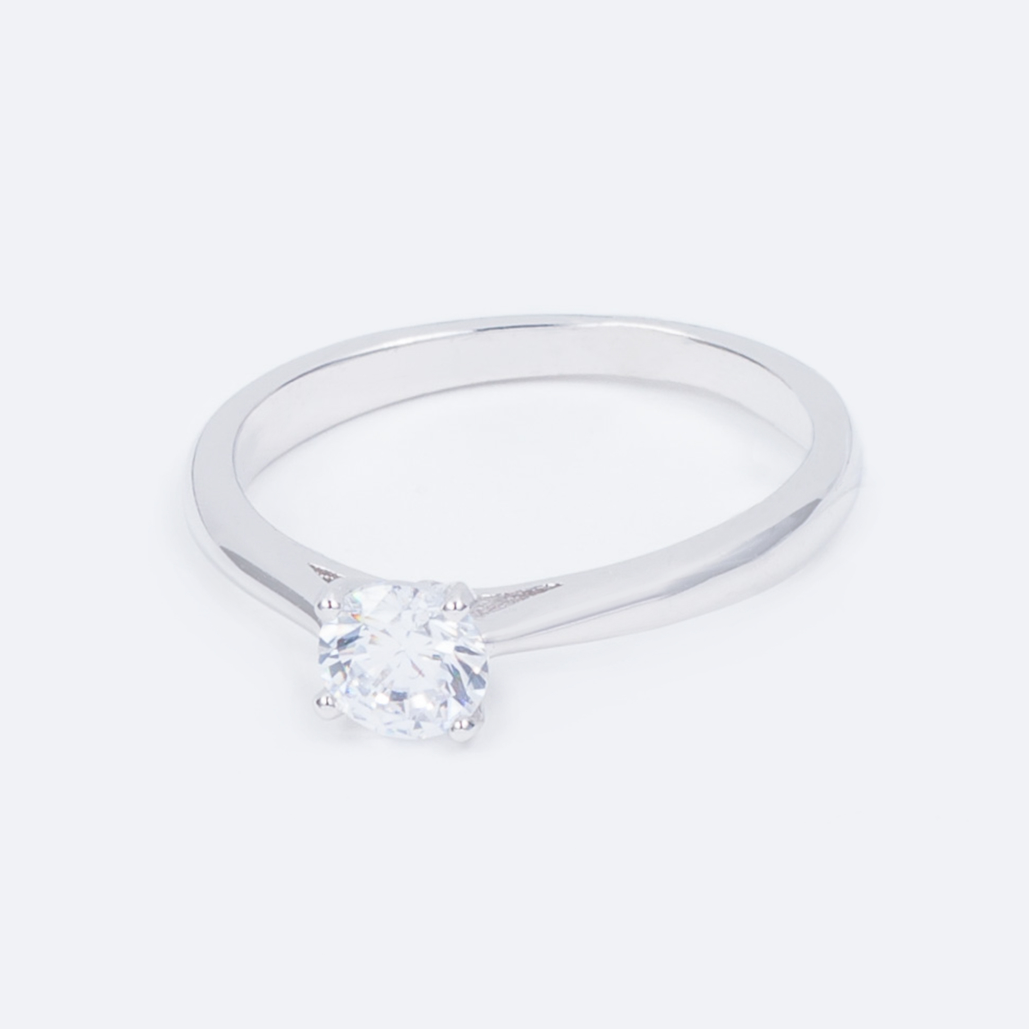 

Каблучка TOP Silver розмір 15,0 1,57 г