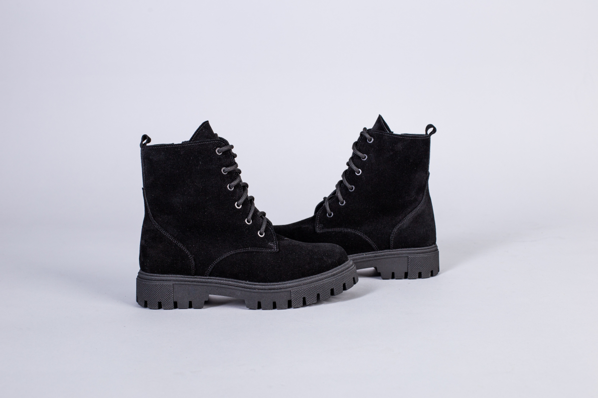 

Черевики жіночі замшеві на шнурках і з блискавкою LuxuryShoes 6701-5к/40 (26 см) Чорний