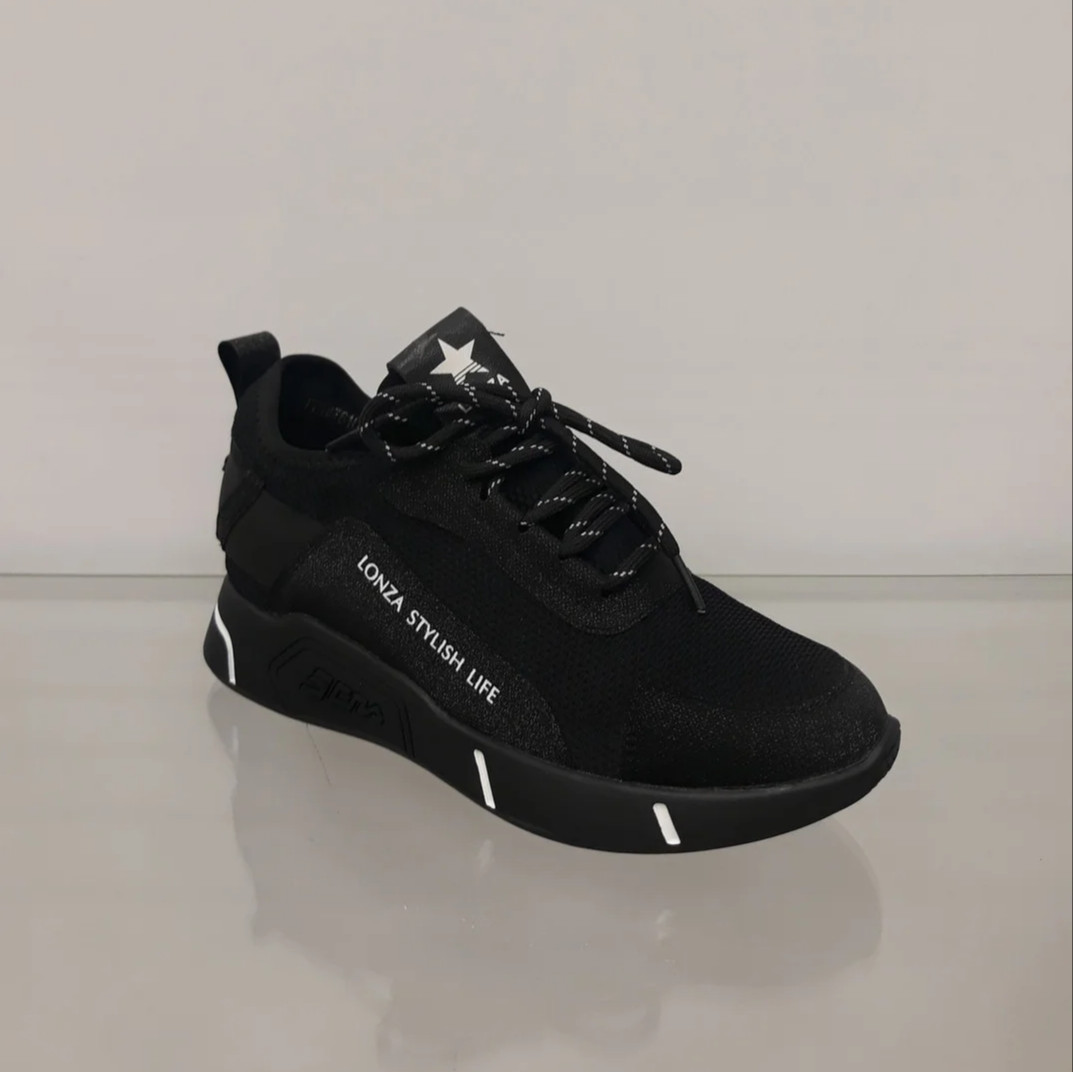 

Кроссовки осенние Lonza FLM87610 39 черные