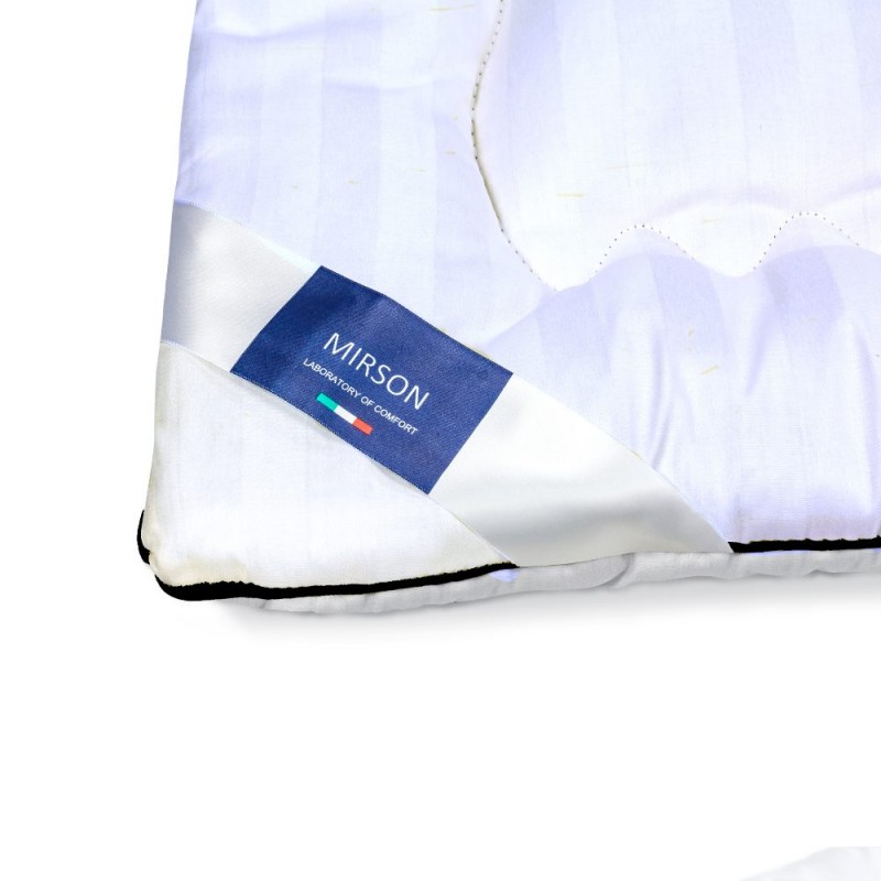 

Одеяло Mirson Royal Pearl Hand Made Бамбук 1372 172х205 см украина-италия, сатин+микросатин