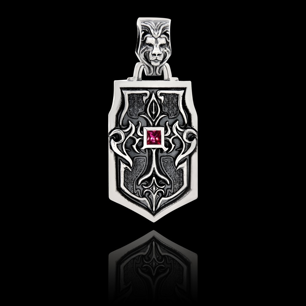 

Кулон из серебра Lions Heart с гранатом (Освященный)