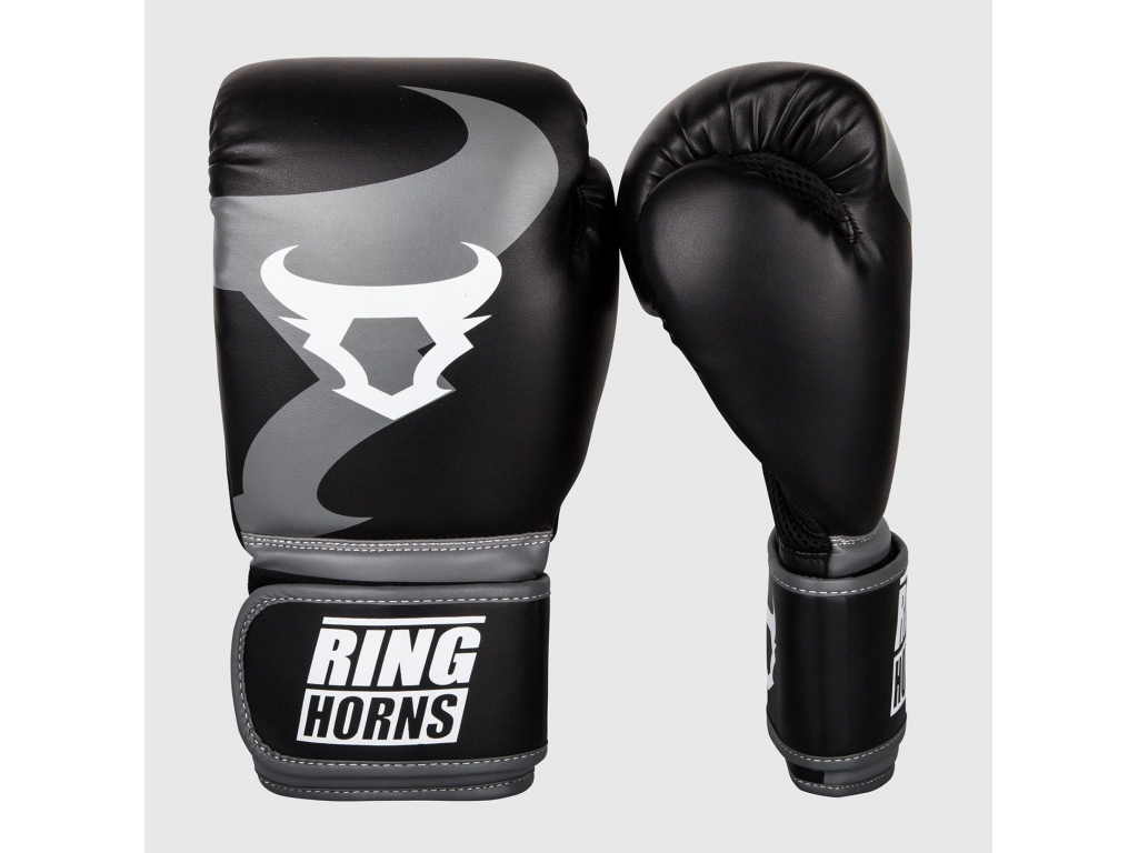 

Перчатки RINGHORNS Charger Boxing Gloves 14 унций чёрный/белый (4199)
