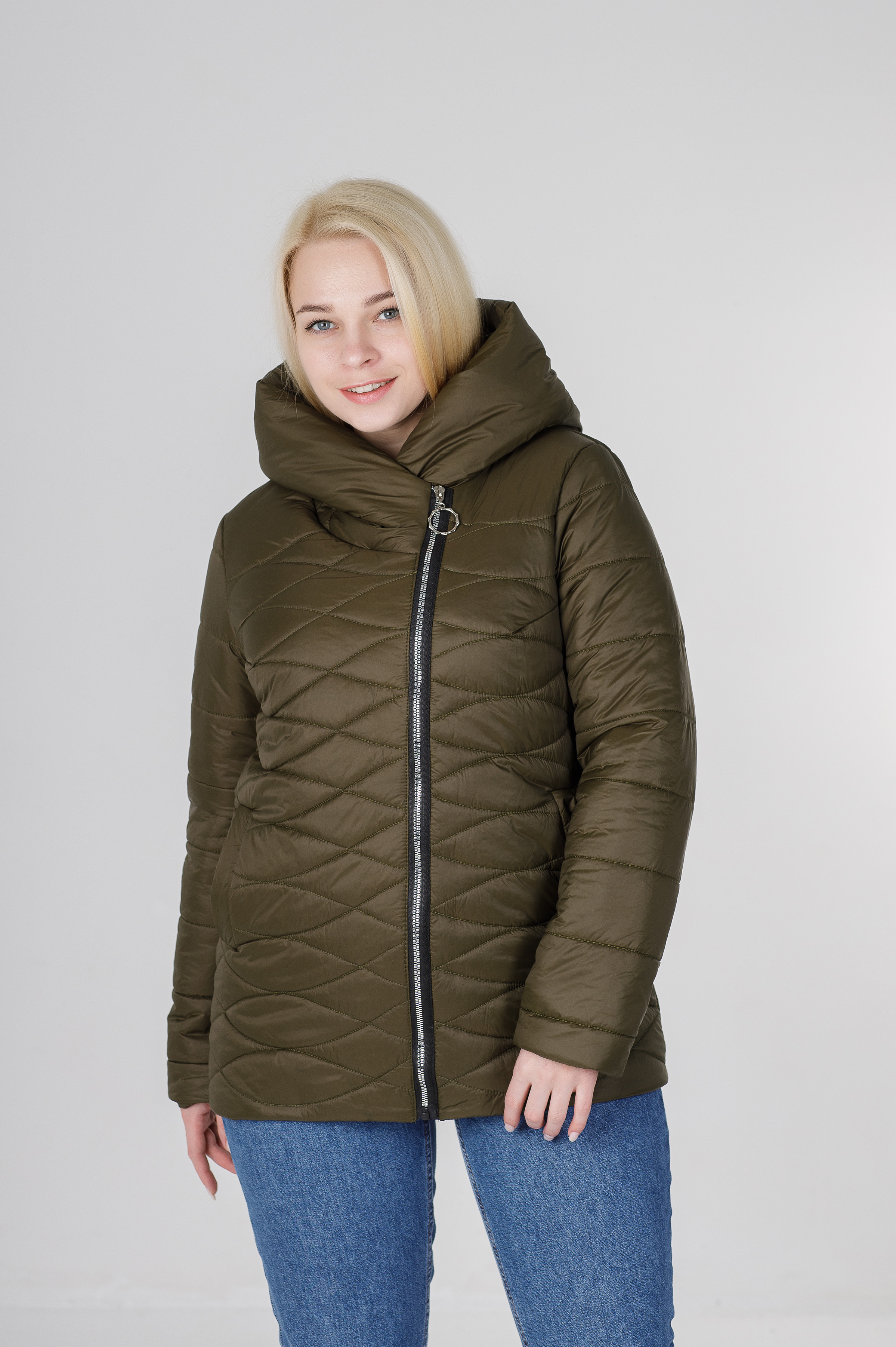 

Ассиметричная демисезонная женская куртка Torry Надин  хаки (8671, Ассиметричная демисезонная женская куртка Torry Надин 52 хаки (8671)