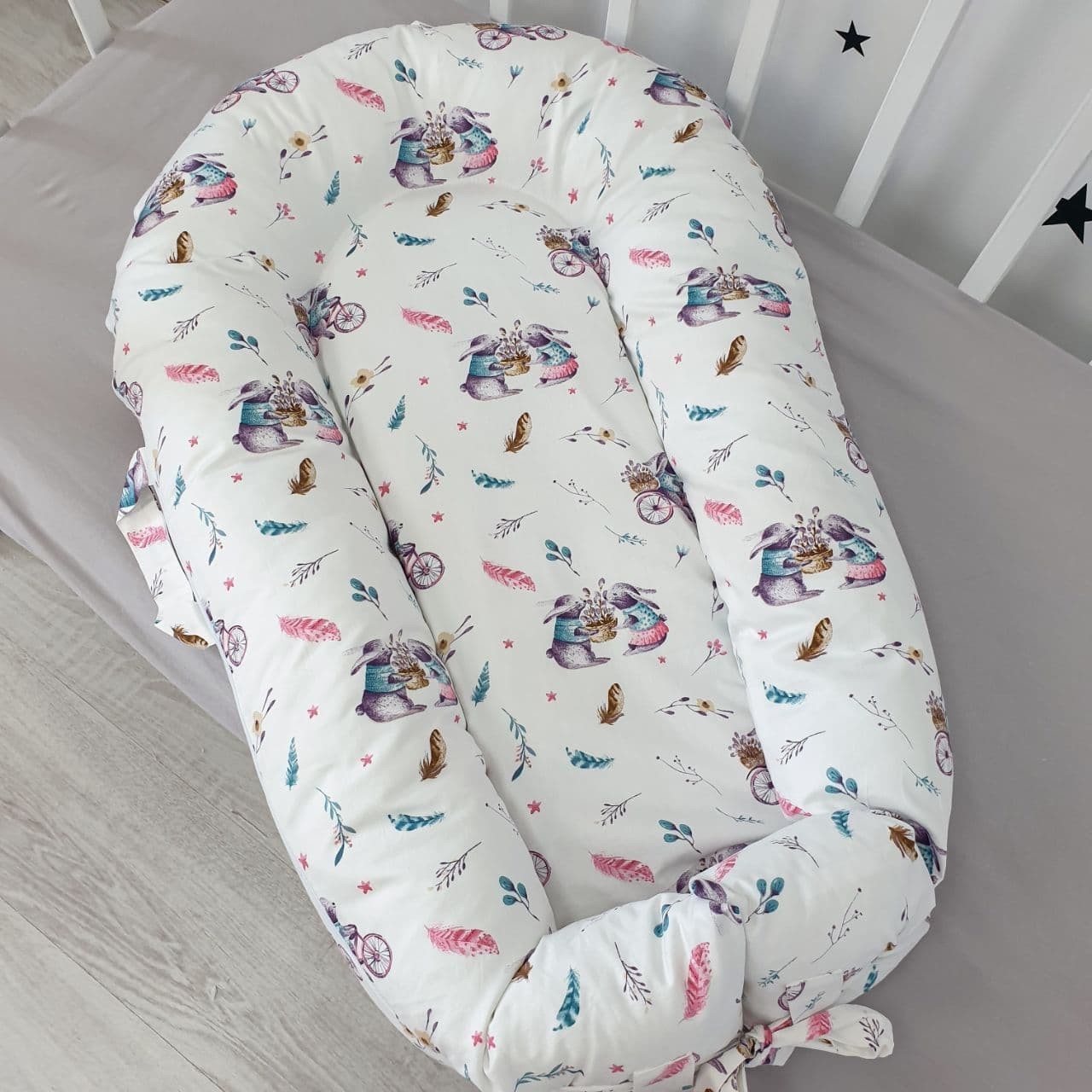 

Кокон для новорожденного Soft OMK с кокосовым матрасом "Bunnies" сатин