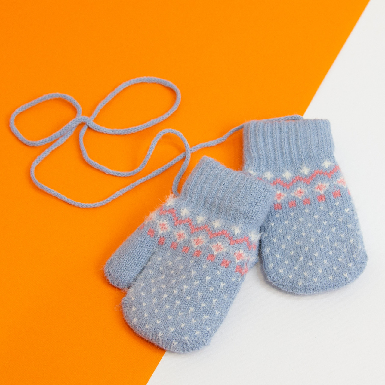 

Варежки детские для малышей на 0 - 1 - 2 года зимние на веревочке (арт. 20-7-84) голубой