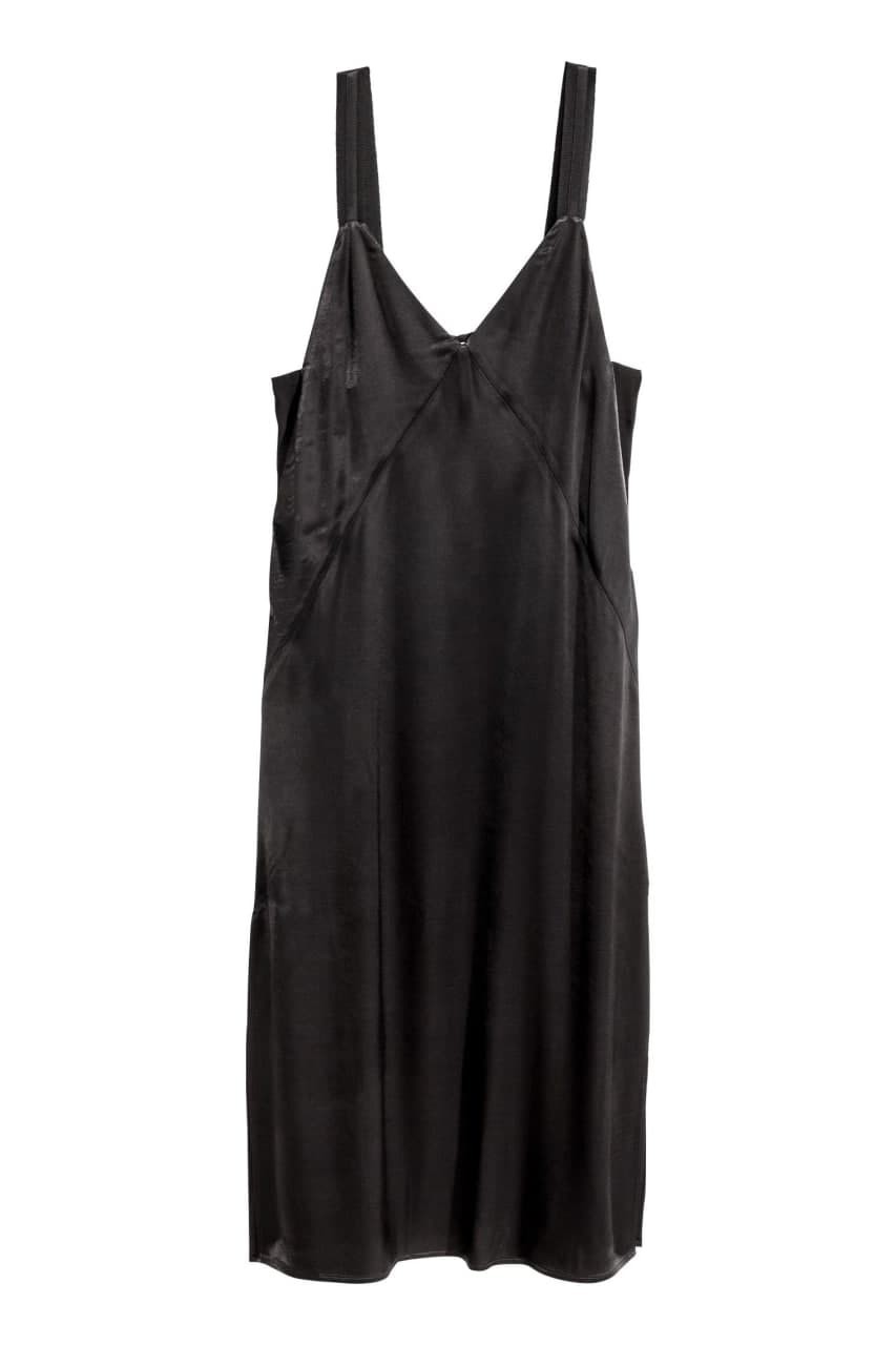 

Платье H&M 38 черный 2502049803189