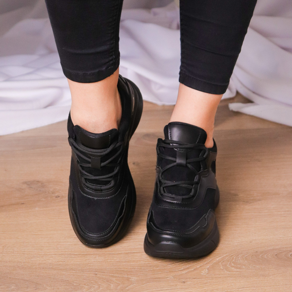 

Сникеры женские Fashion Muscat 3202 37 размер 24 см Черный