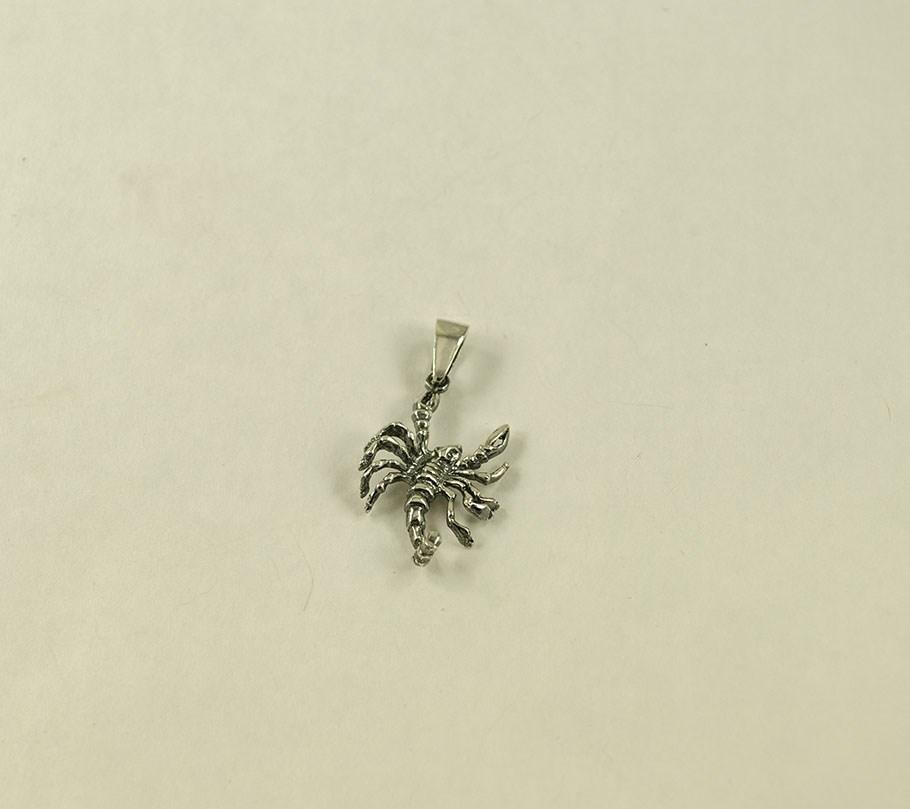 

Подвеска в виде скорпиона Maxi Silver 8799