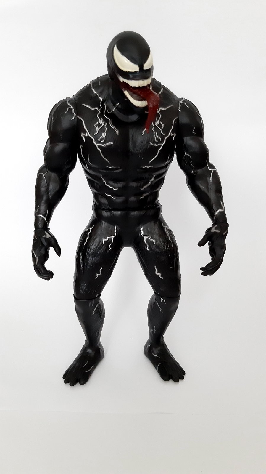 

Фигурка Marvel Супергерой Venom 33 см