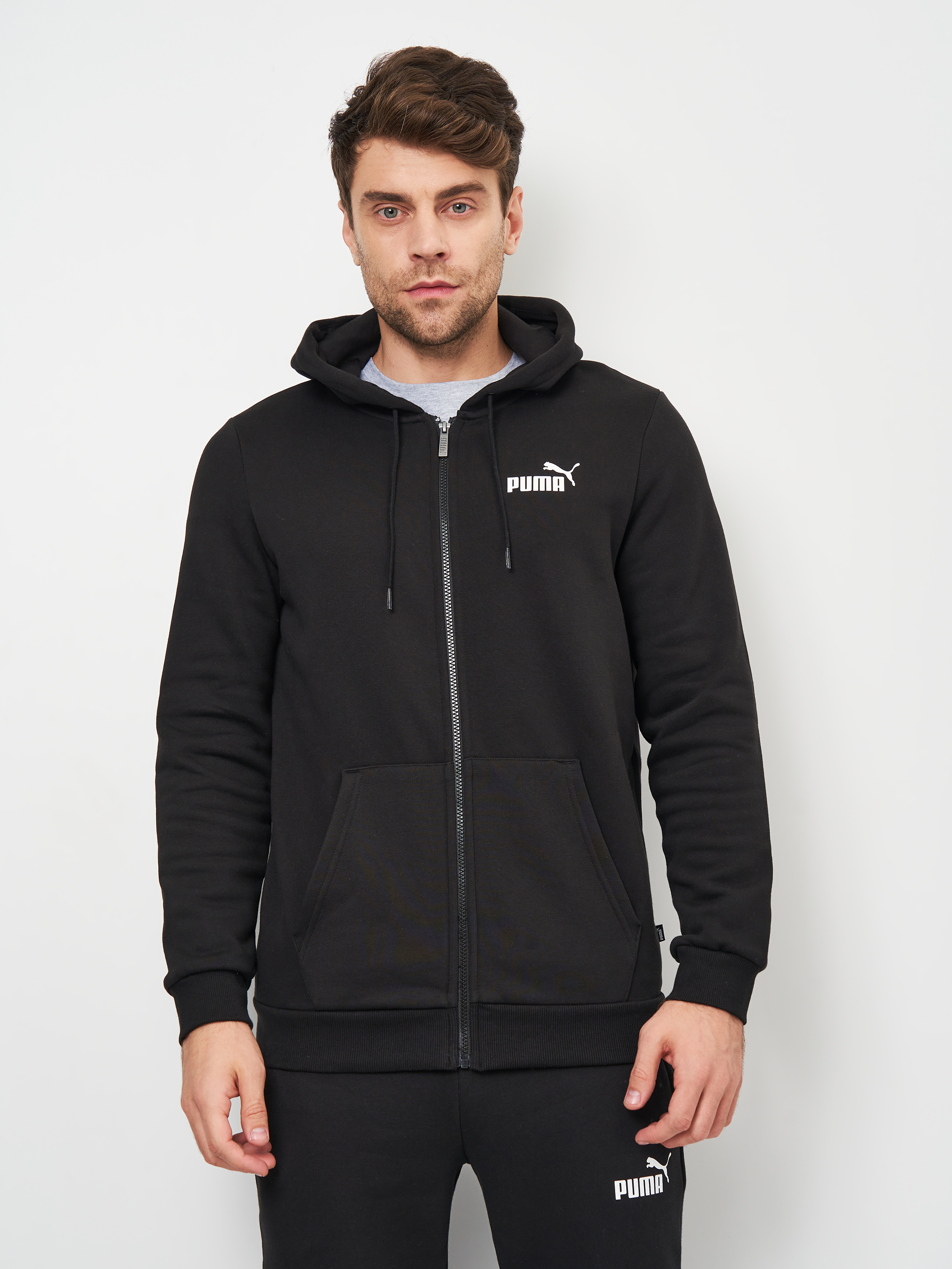 

Спортивная кофта Puma ESS Small Logo FZ Hoodie 58670201  Черная, Спортивная кофта Puma ESS Small Logo FZ Hoodie 58670201 S Черная