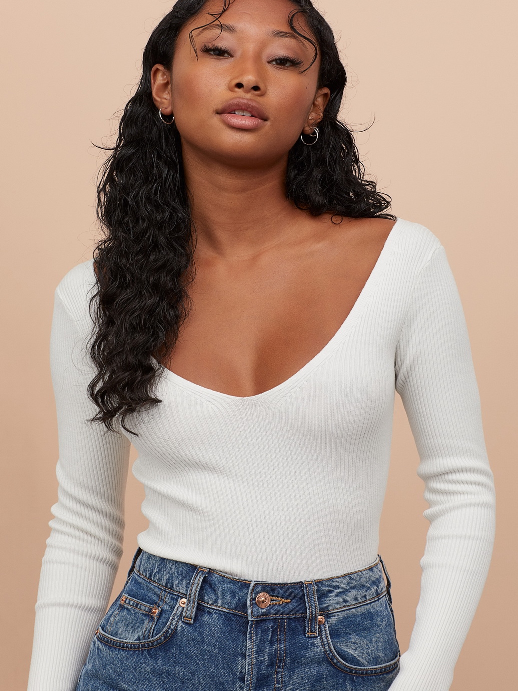 

Лонгслив H&M 0798734-0 XS Белый (СА2000001787274)
