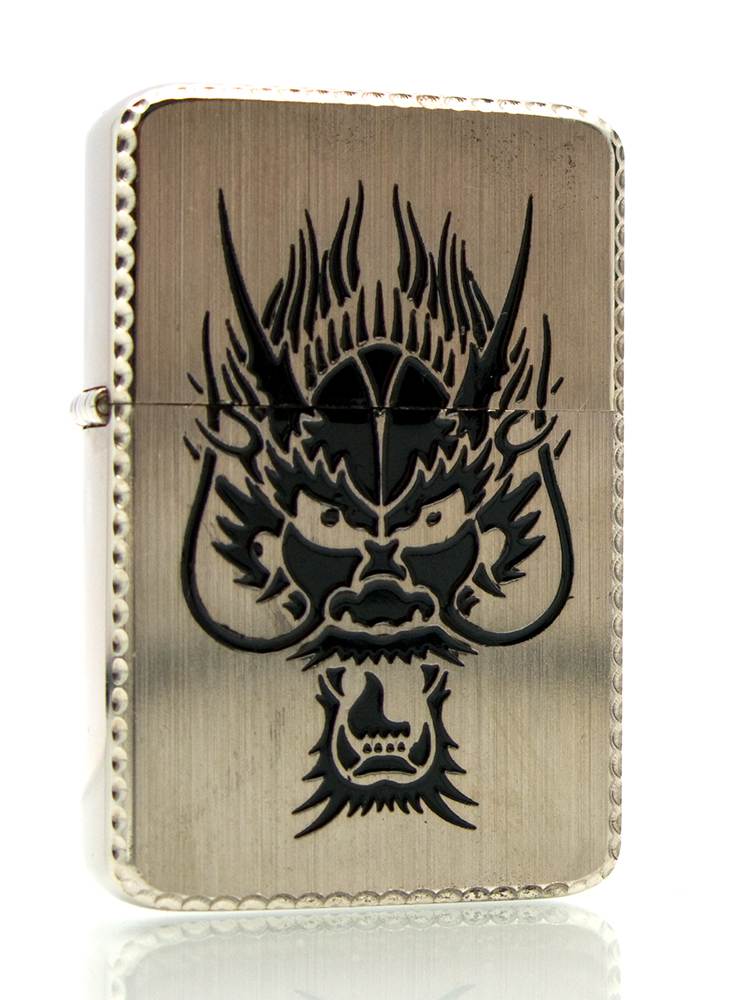 

Зажигалка бензиновая Mask of Madness в Подарочной упаковке