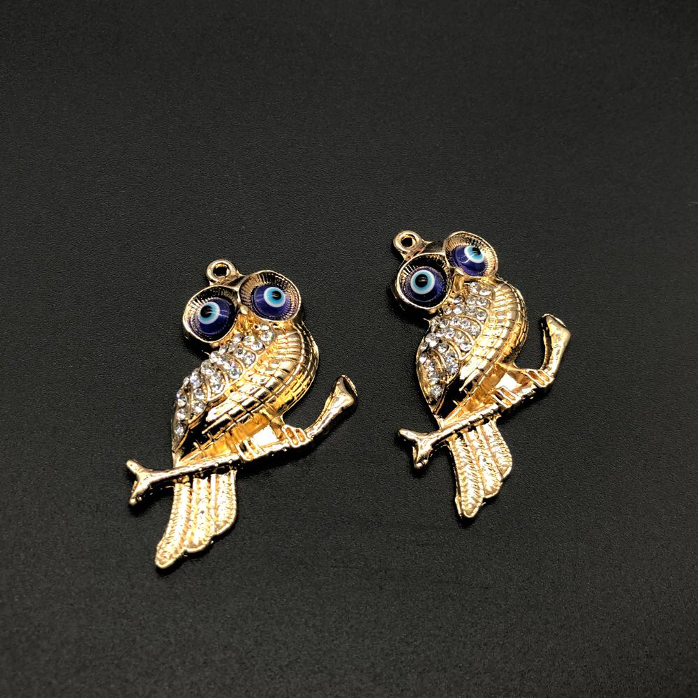 

Подвеска металлическая Сова с искусственными камушками 5,3х4 см Золотистый (V-3523)