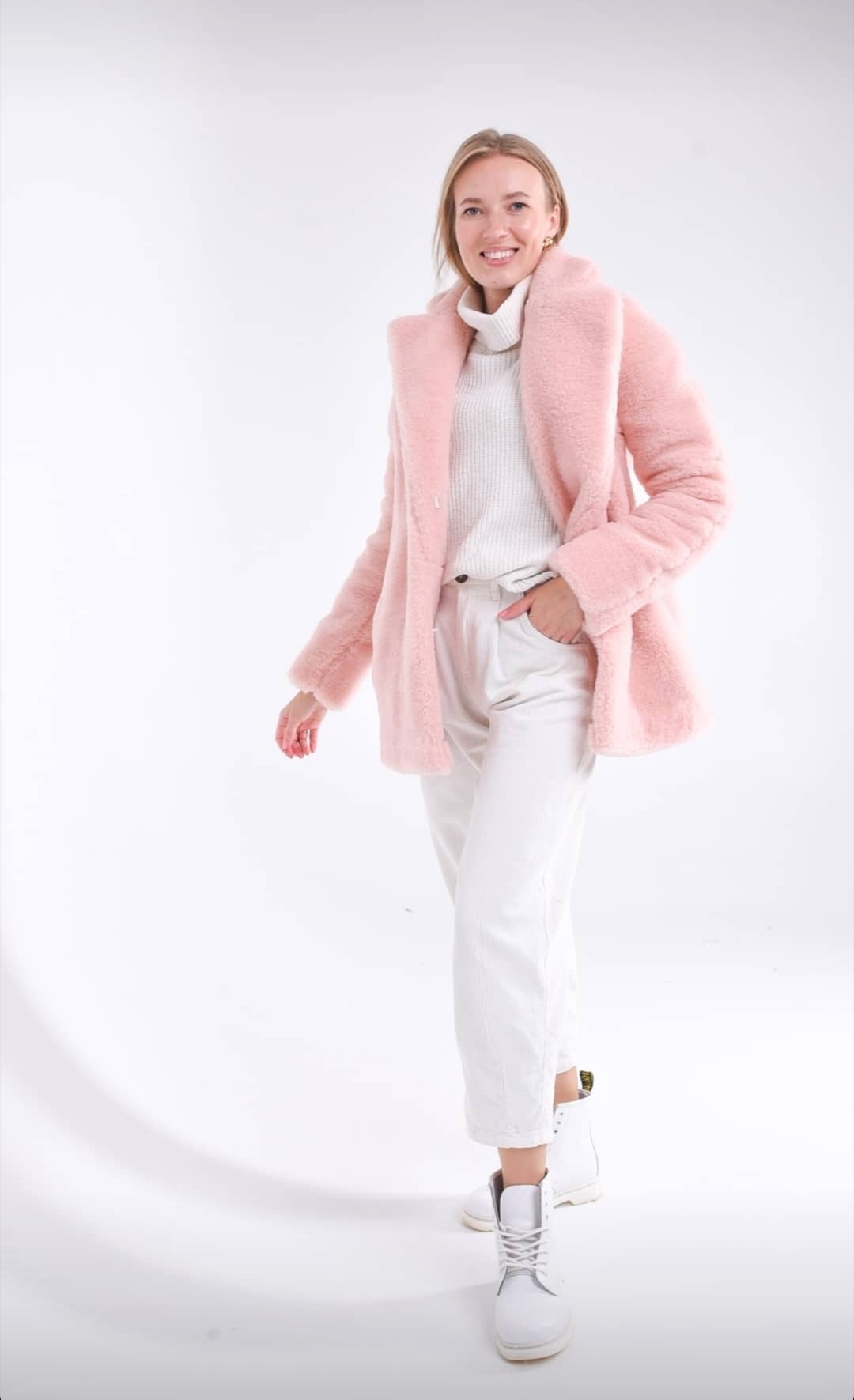 

Шуба с овечьей шерсти Sheep brand Naomi 80см размер M с воротником, розовый