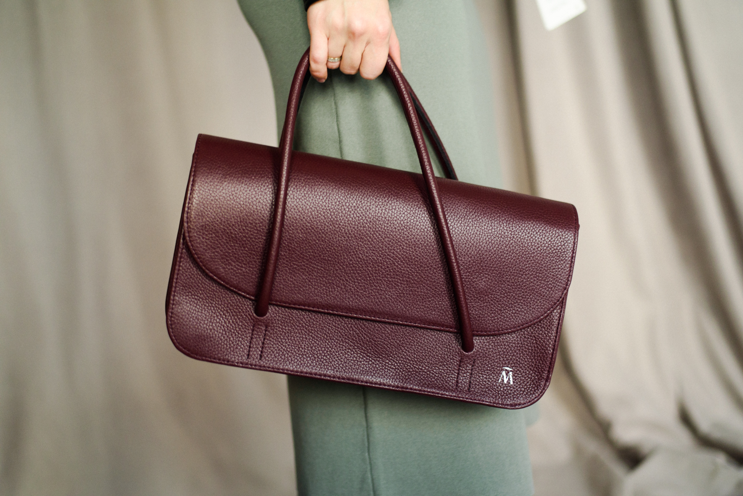 

Женская сумка из натуральной кожи boorbon LUNA-BAG-BORDO-1 бордовая