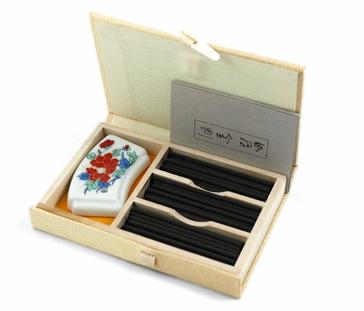 

Японские благовония Nippon Kodo Kyara Kongo - Киаро Конго 60 шт.