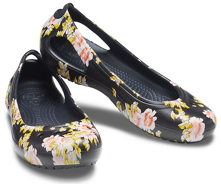 

Яркие балетки Crocs Kadee Seasonal, W8, черные с осенним принтом, 38-39