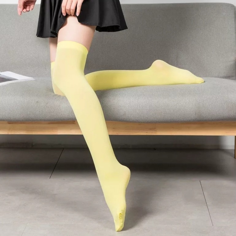 

За коленки высокие гольфы 42см (капрон) 34-41р желтый