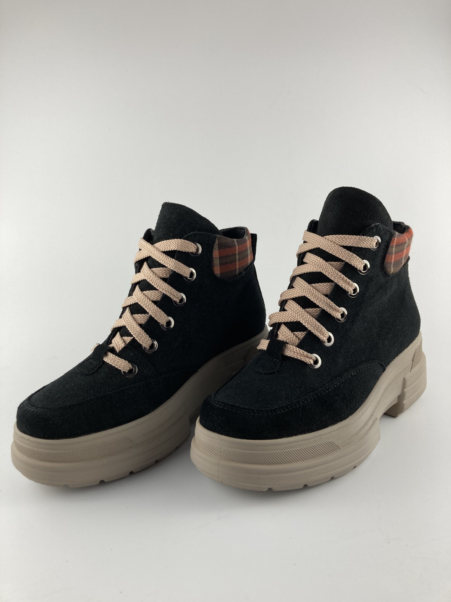

Ботинки DJUS SHOES 41 (26,8 см.) 17.02.95 Черные