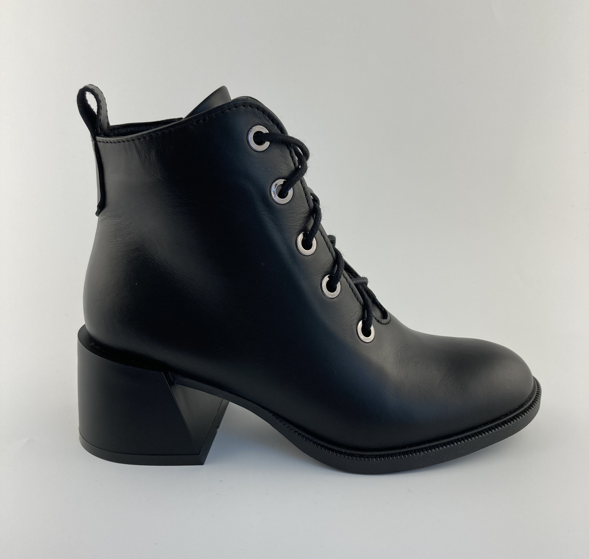 

Черевики DJUS SHOES 36 (23,9 см.) 17.02.131 Чорні