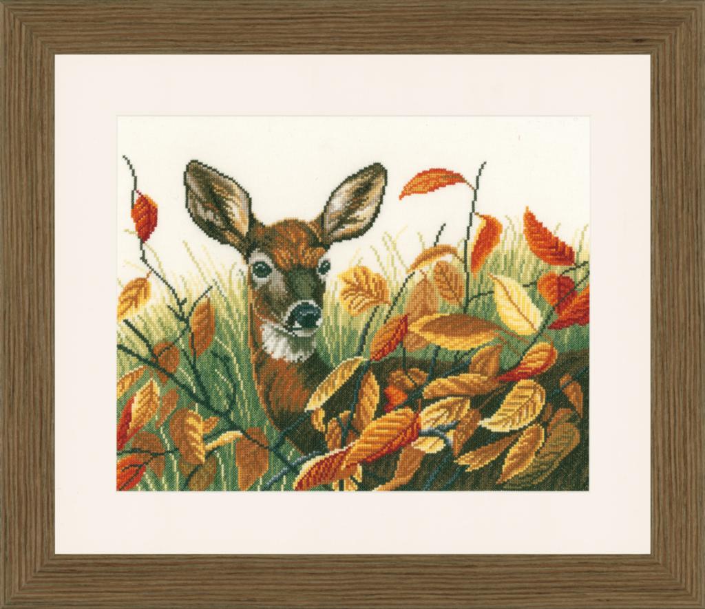 

Набор для вышивки крестом Lanarte Deer with Autumn Leaves Олень с осенними листьями PN-0021223