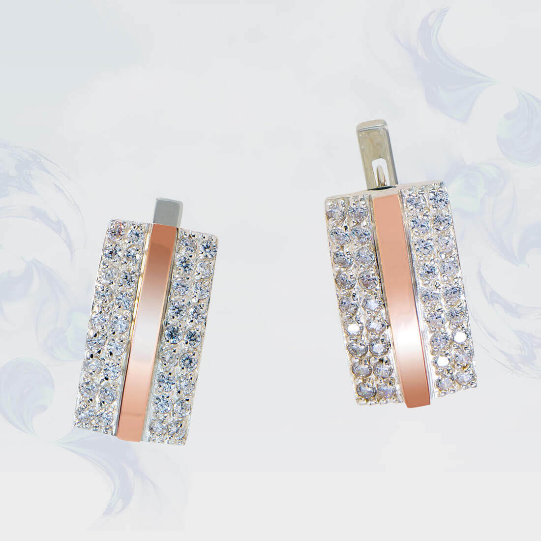 

Серьги из серебра с золотыми вставками SilverUA модель 165