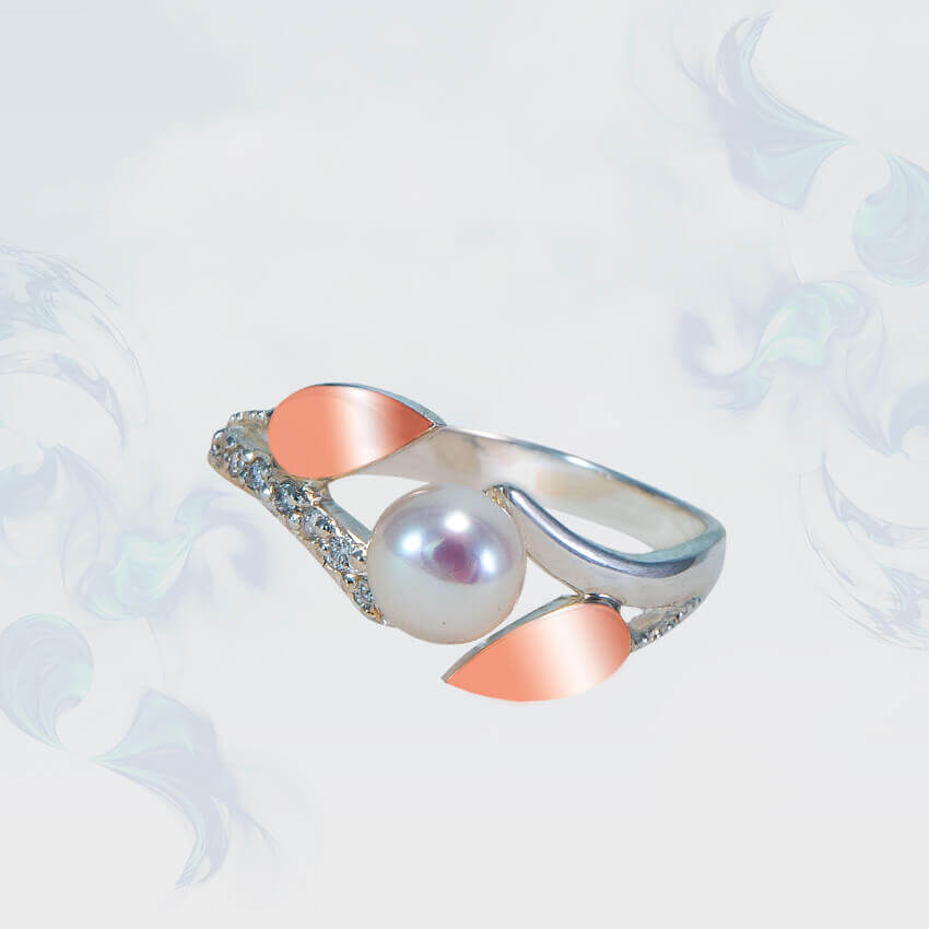 

Кольцо из серебра с золотыми вставками SilverUA модель 173 (размер 19,5)