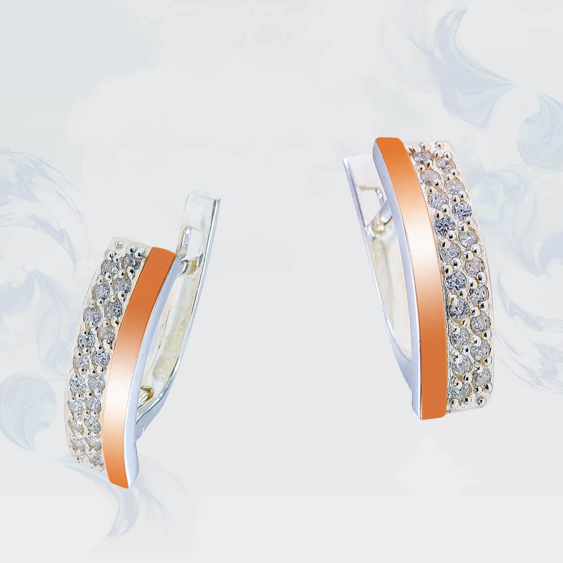 

Серьги из серебра с золотыми вставками SilverUA модель 196
