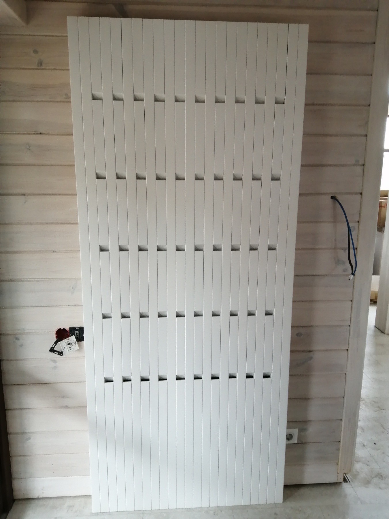 

Настенная вешалка WoodGood Piano XL 810*100*1470 мм Белая SLT.S 2993