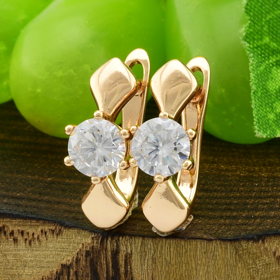 

Серьги Xuping 2139418К размер 17х6 мм белые фианиты позолота 18К