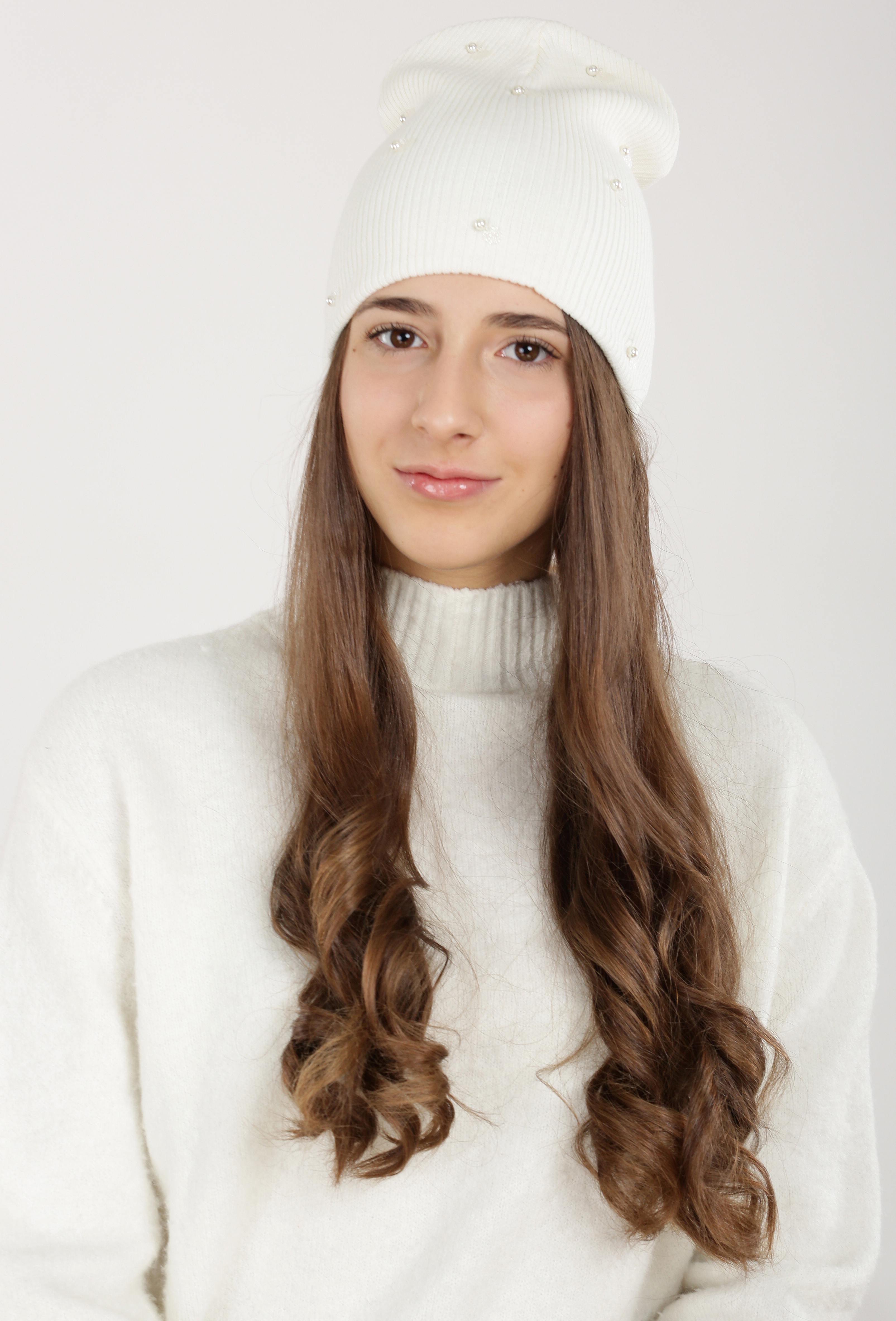 

Демисезонная шапка Anmerino Bini 54-56 см Белая