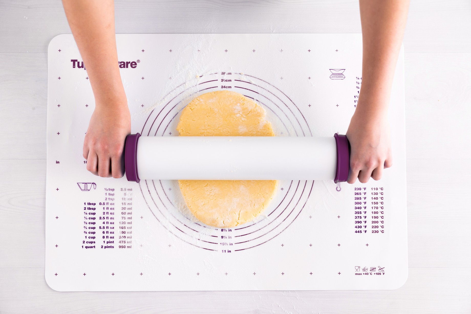 

Подложка для теста, бордовая, Tupperware (Г08)