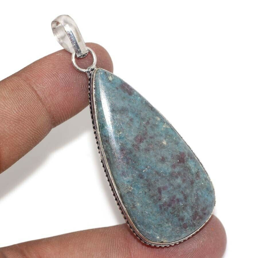 

Подвеска с камнем фуксит Q23234