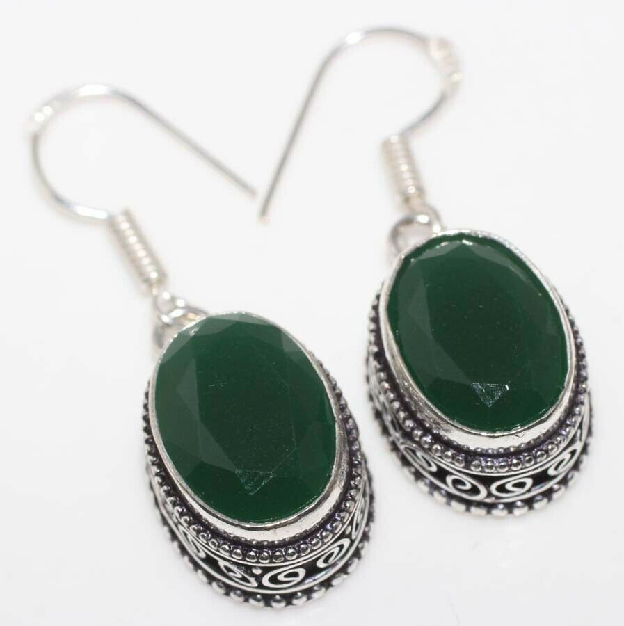 

Серьги с камнем оникс L48408