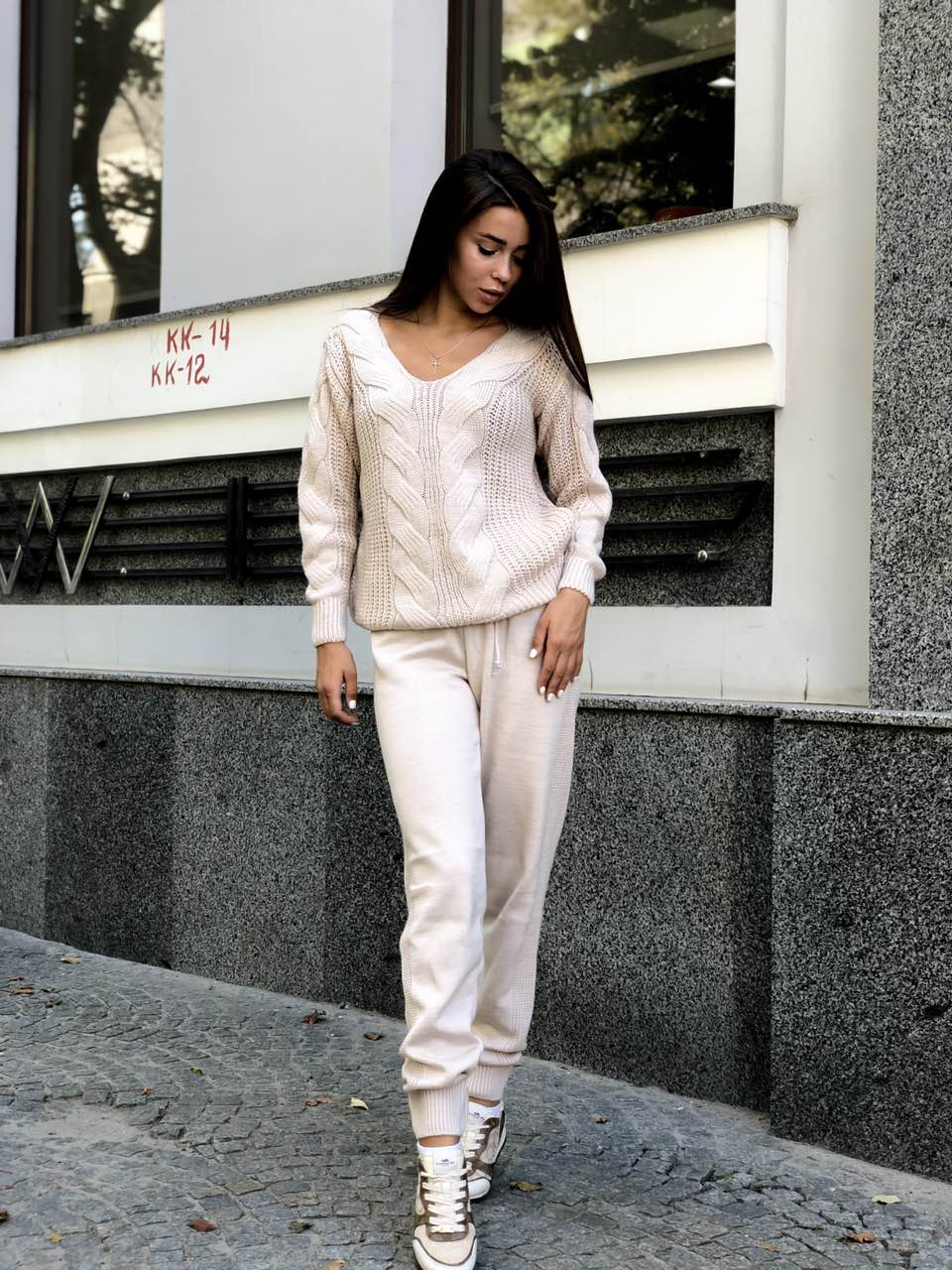 

Fashions • Вязаныи костюм Sheila Fashions - светло-бежевый (№17355, Fashions • Вязаныи костюм Sheila Fashions 42-48 светло-бежевый (№17355)