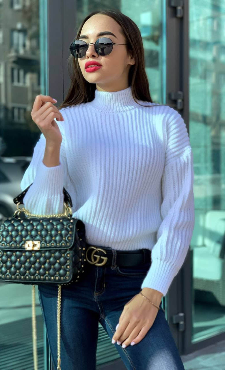 

Fashions • Свитер женскии оверсаи з Лина Fashions 42-52 белый (850)
