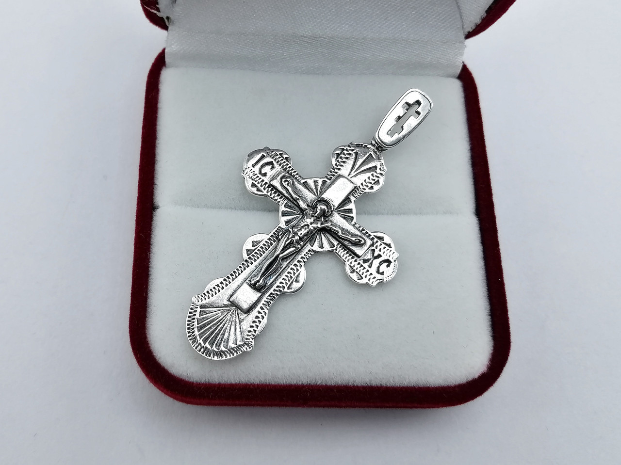 

Серебряный крест 105073