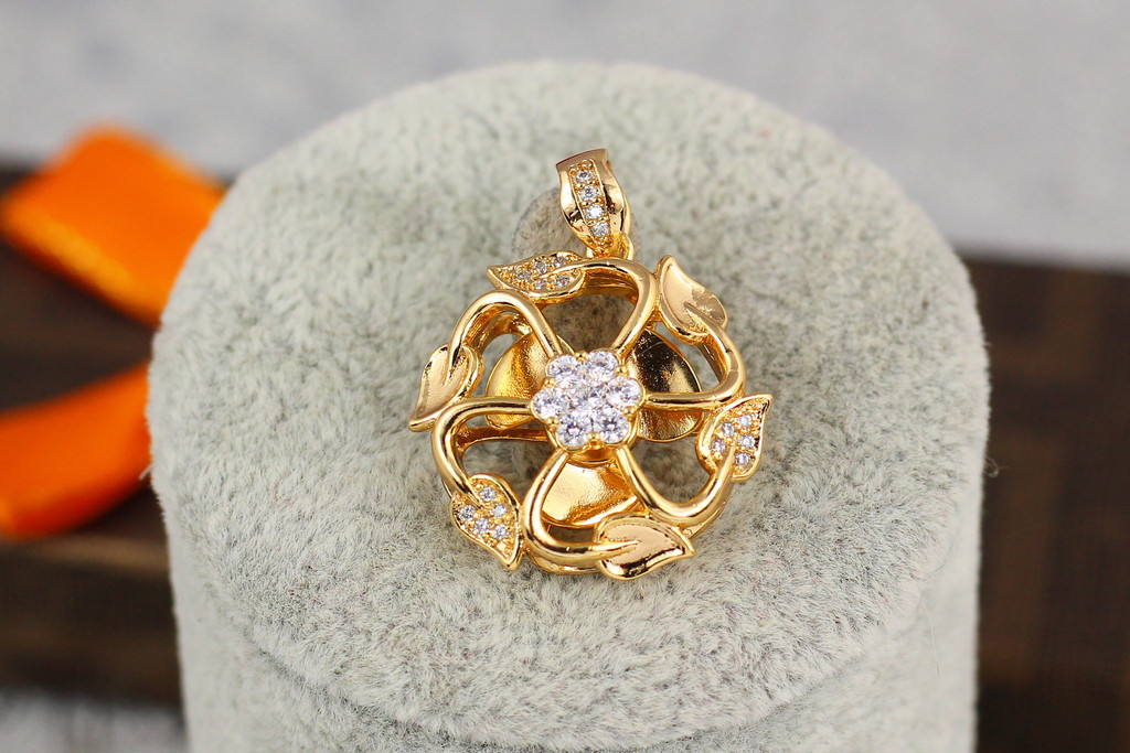 

Кулон Xuping Jewelry моторчик 2,2 см золотистый