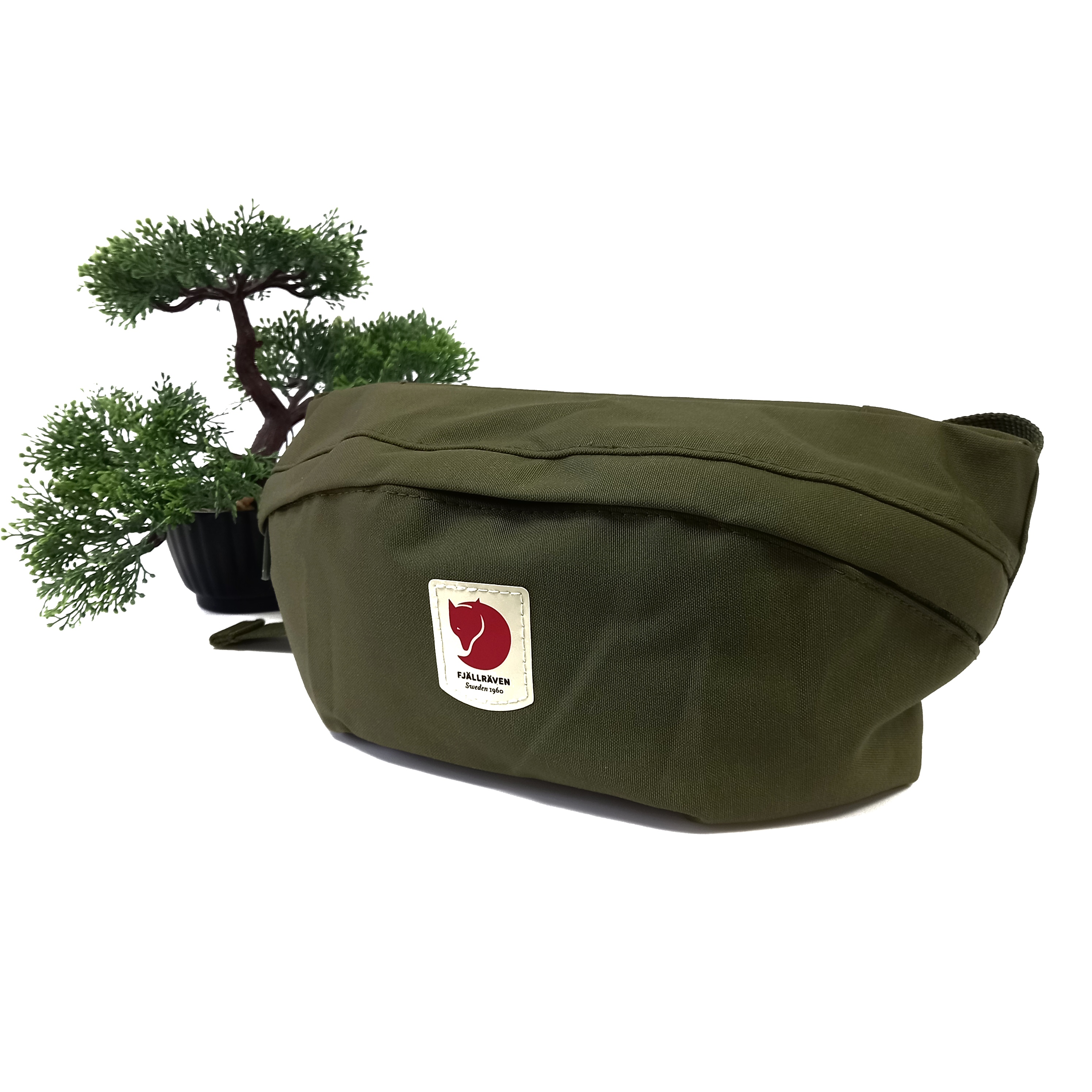 

Поясная сумка унисекс Fjallraven Kanken хаки 23165 khaki