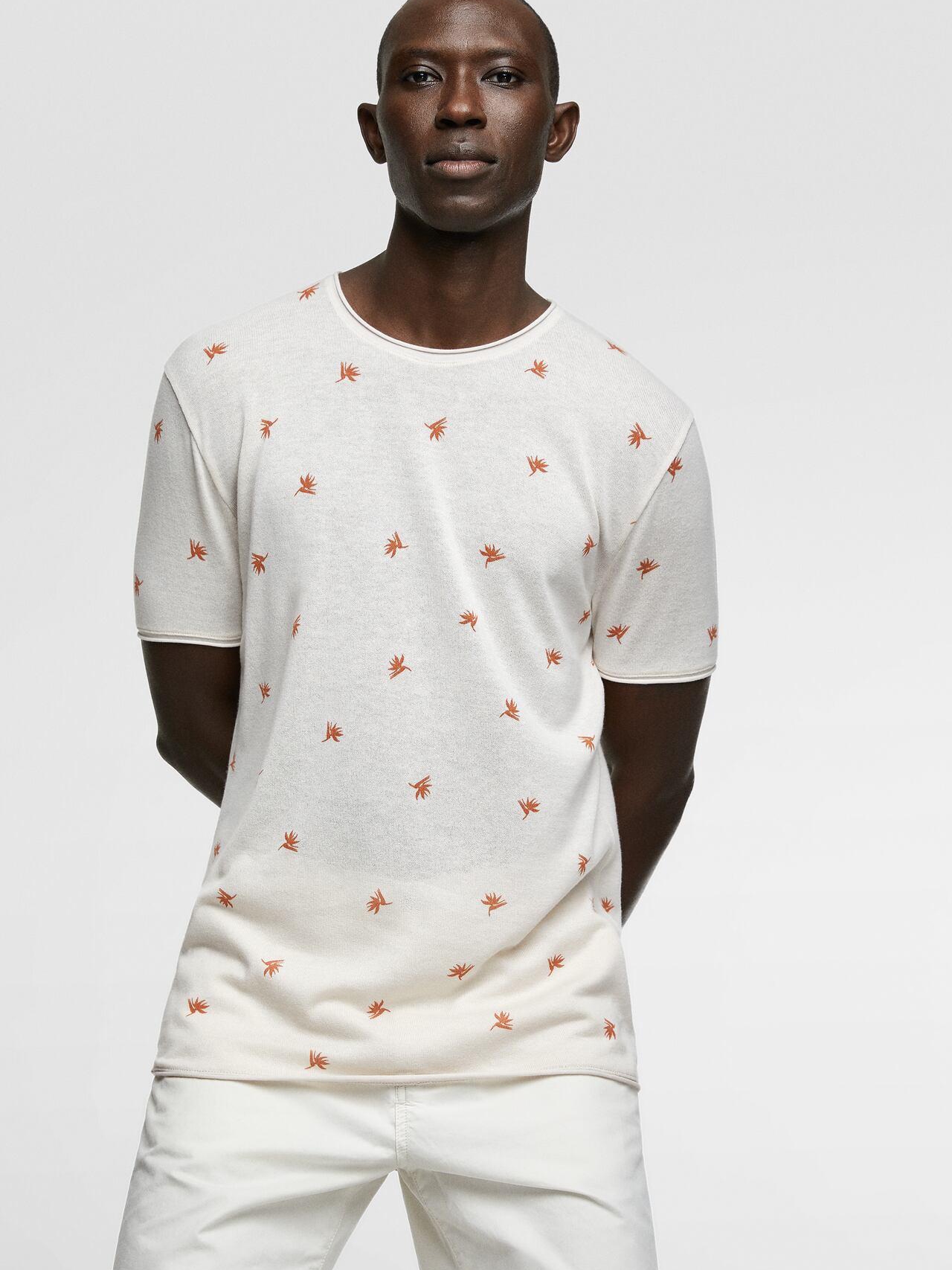 

Футболка Zara XAZ239356LUYD L Молочная в узоры