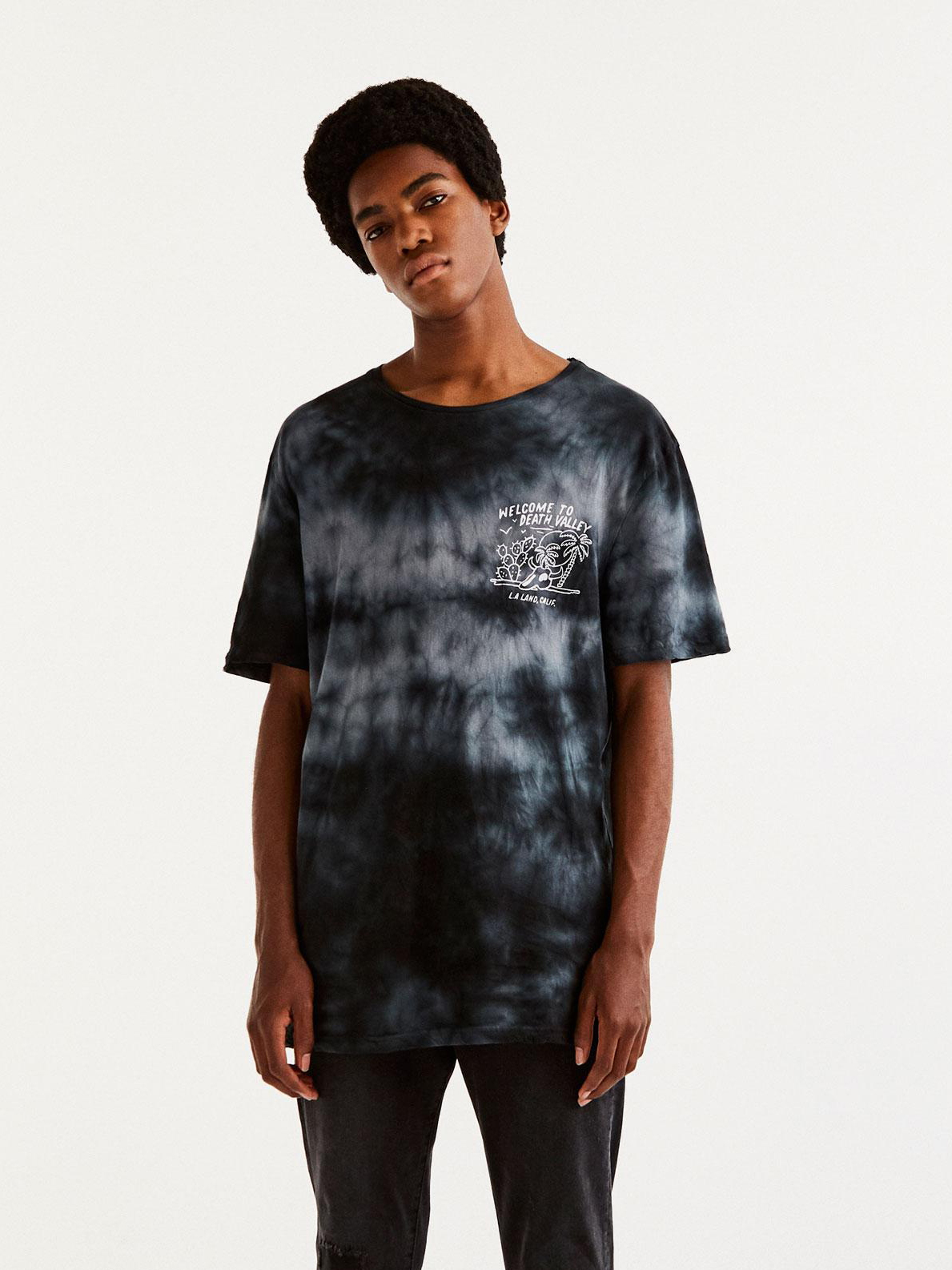 

Футболка Pull & Bear XAZ240615JDEH S Синяя-серая с принтом