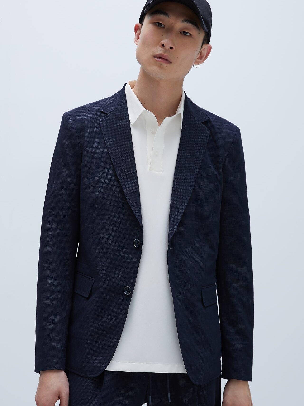 

Пиджак Zara XAZ264303UVEJ  Темно-синий, Пиджак Zara XAZ264303UVEJ M Темно-синий